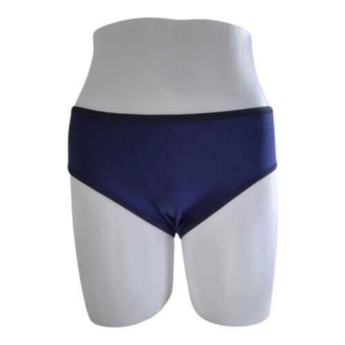 Tucking underwear, Tucking-Unterwäsche, Tucking panties, Tucking-Panties, Tucking briefs, Tucking-Slips, Tucking gaff, Tucking-Gaff, Compression panties, Kompressionspanties, Firm control panties, Figurformende Panties mit starkem Halt, Control briefs, Kontrollslips, Gender-affirming underwear, geschlechtsaffirmierende Unterwäsche, Flattening panties, glättende Panties, Transgender shapewear, Shapewear für trans Personen, Transgender swimwear, Transgender-Bademode, MTF bikini, MTF-Bikini, Tucking swimwear, Tucking-Bademode, Transgender pride swimwear, Transgender-Pride-Bademode, Gender-affirming swimwear, geschlechtsaffirmierende Bademode, Trans bikini, Trans-Bikini, Transgender bikini, Transgender-Bikini, sicheres Tucking, sicheres Binden, verantwortungsvolles Binden, gesundes Binden, gesundheitsbewusste Bindung, sicheres Tucken, sicheres Verstauen, sicheres Verbergen der Genitalien, sicheres Wegstecken der Geschlechtsorgane, geschützte Bindung, sicheres Tucking