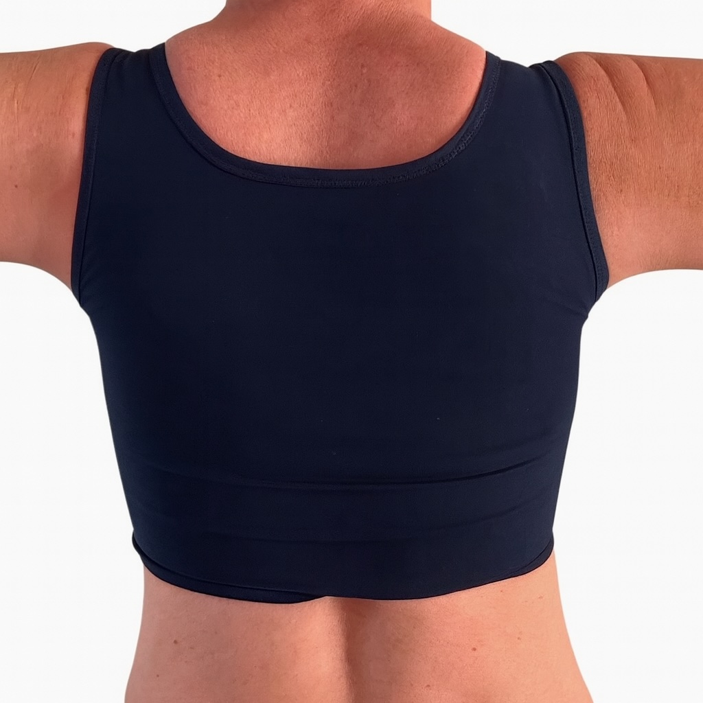 Brustkompression, chest compression, Brustabbinden, chest binding, Brustbinden, breast binding, Brustbandage, chest bandaging, Brustverkleinerung, breast flattening, Chest Binding, chest binding, Breast Binding, breast binding, Brustkompression, chest compression, Brustglättung, breast flattening, Brustbandagierung, chest bandaging, Chestbinder, chestbinder, Transbinder, trans binder, FTM-Binder, ftm binder, Kompressionstop, compression top, Brustbinder, chest binder, Brustkompressor, chest compressor, Binder für trans Personen, binder for trans people, Binder-BH, binder bra, Brustbinder FTM, chest binder ftm, Kompressionstop für trans Personen, compression top for trans people, Binder für Transgender, binder for transgender, Sicheres Binden, safe binding, verantwortungsvolles Binden, responsible binding, gesundes Binden, healthy binding, gesundheitsbewusstes Binden, health-conscious binding, sorgfältiges Binden, careful binding, verantwortungsbewusstes Binden, responsible binding, korrektes Binden, correct binding, gesundheitsbewusstes Binden, health-conscious binding, sicheres Brustbinden, safe chest binding, risikobewusstes Binden, risk-aware binding, schadensfreies Binden, non-harmful binding, schützendes Binden, protective binding